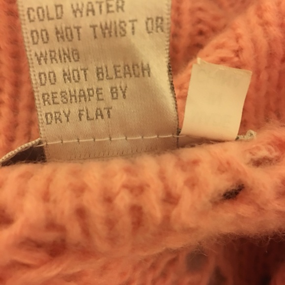 Sold❌❌❌New pink sweater cardigan removable button - Picture 5 of 7